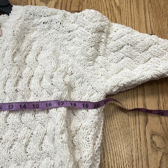 PHILOSOPHY NWT CREAM CABLE KNIT SOFT FLUFFY SWEATER SIZE S/P‎ - Picture 8 of 8